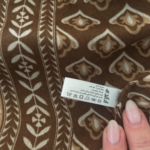 Floral Patterned Swim Coverup - Picture 4 of 5